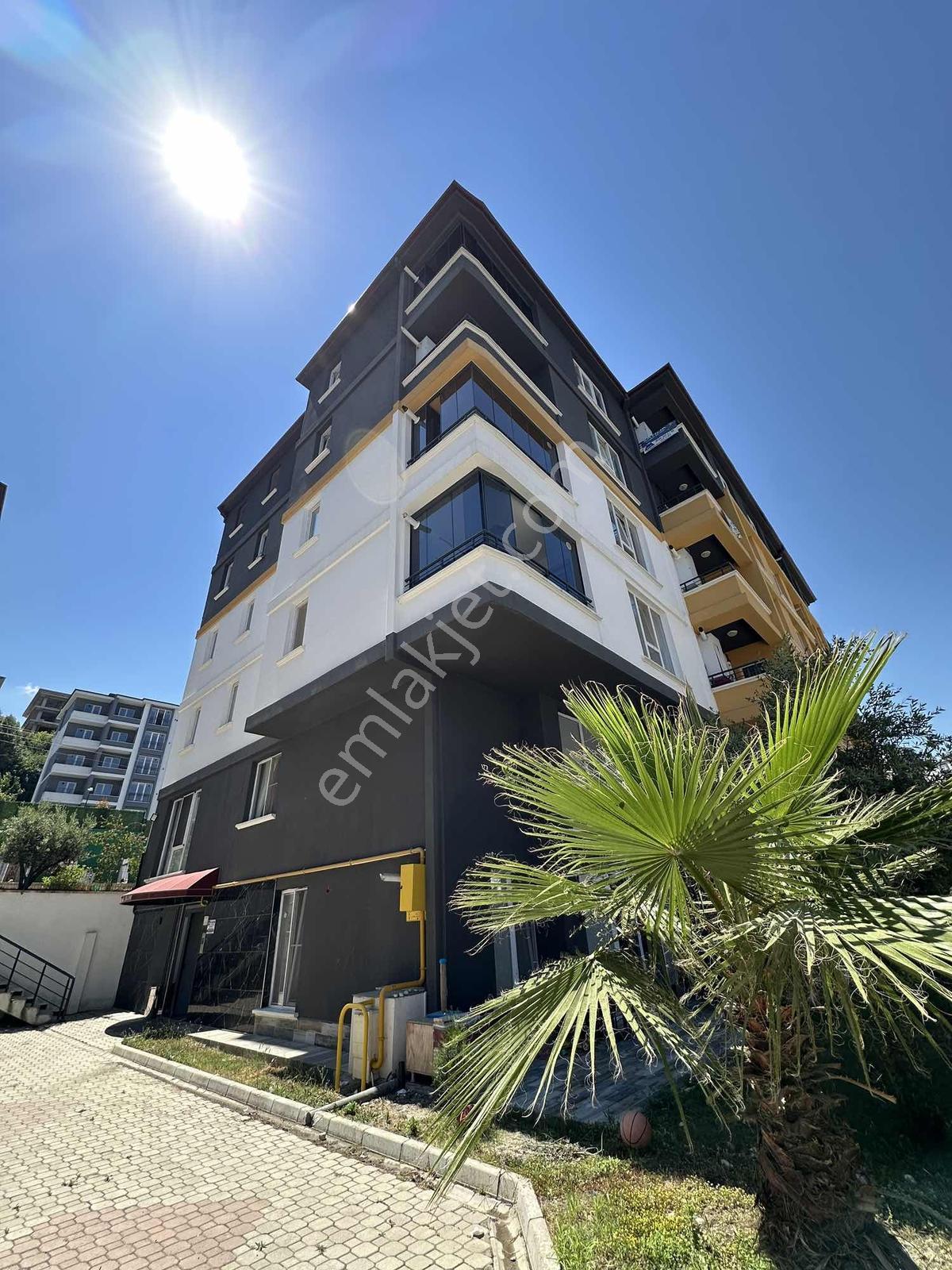 Truva// Cevat Köse' Den Eşyalı Kiralık 2+1 Daire - Görsel 2