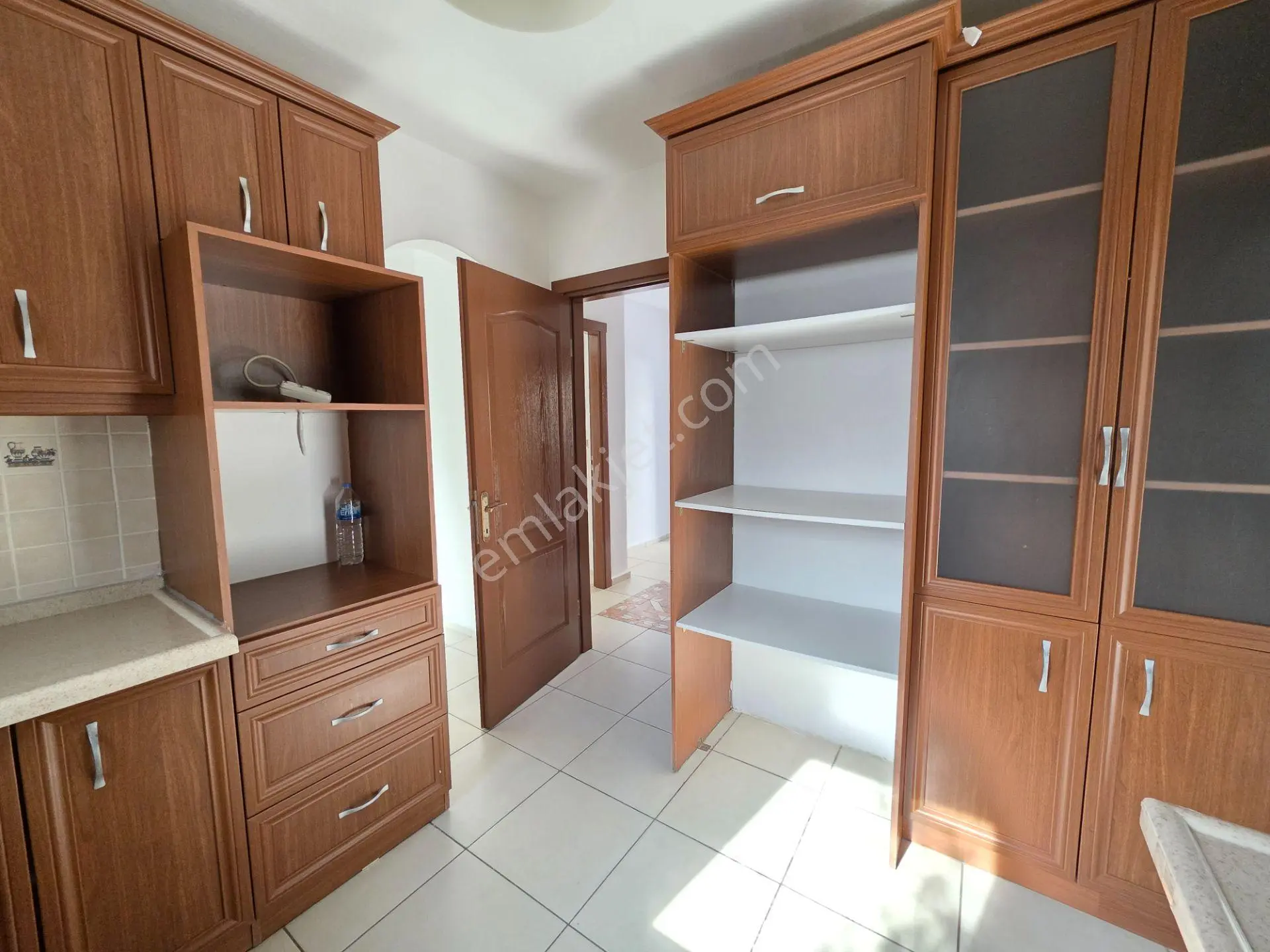 Gümüşlük Merkez'de Ay'dan Aya Ödemeli 3+1 Geniş Dublex Villa ! - Görsel 3
