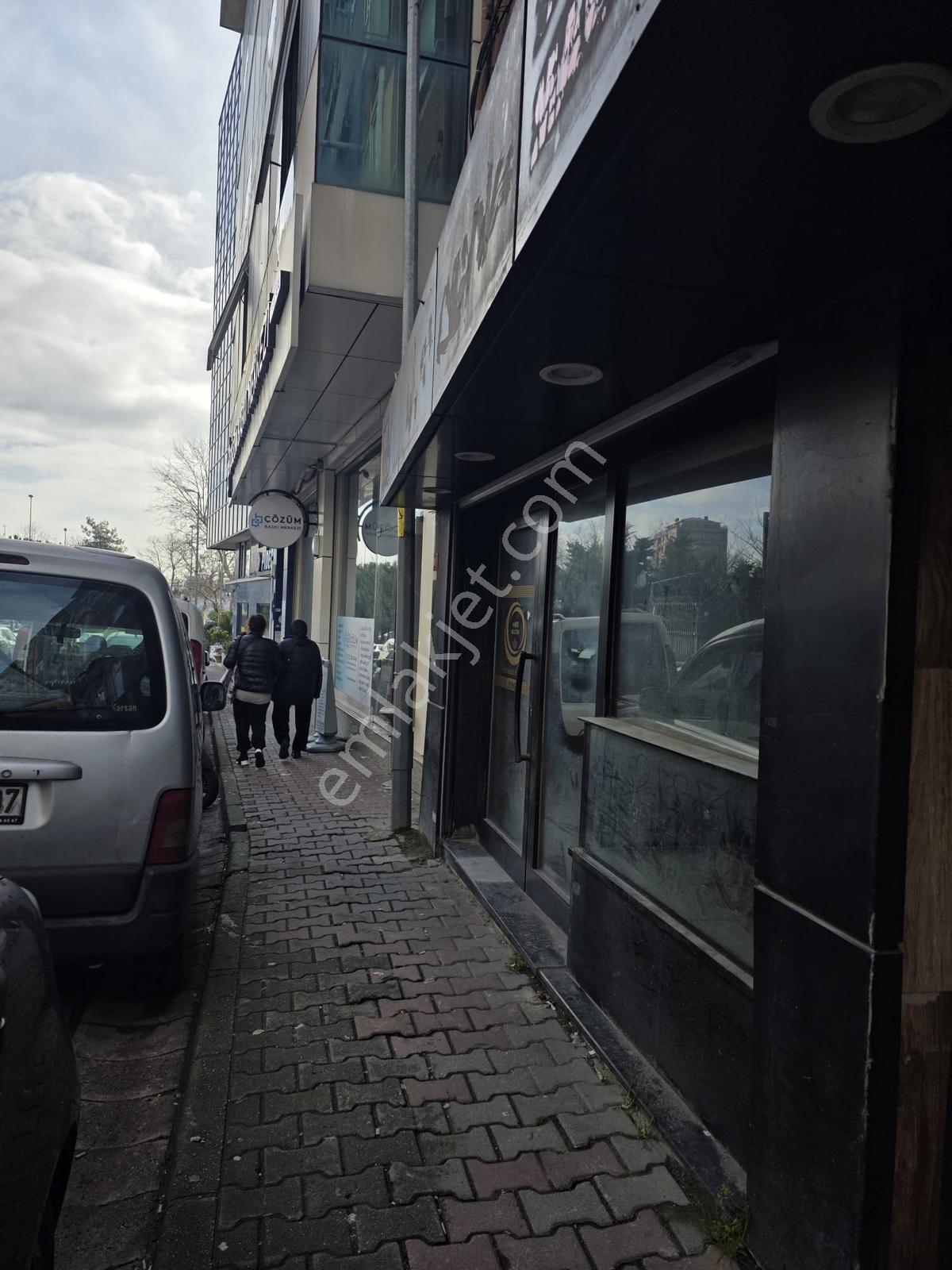 4.levent Metro Yanı 250 M² Çift Girişli Geniş Ticari Alan - Görsel 11