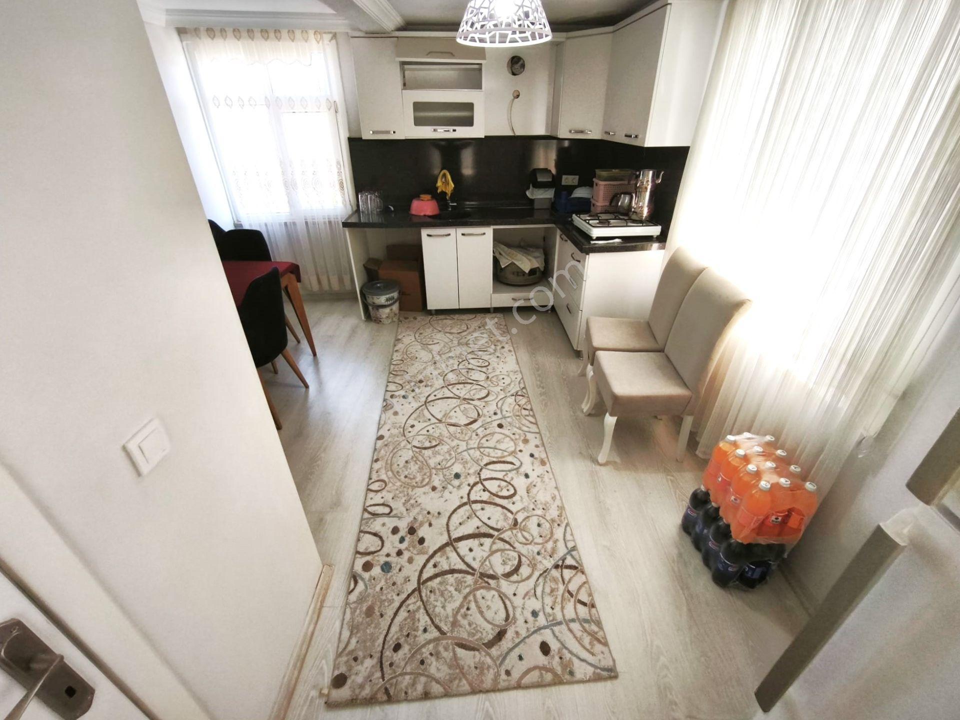 Aygül'den Çoruk'da Çift Daire Fırsatı Ön Cephe Geniş Bahçeli Ayrı Mutfaklı 4+2 Satılık Köy Evi - Görsel 6