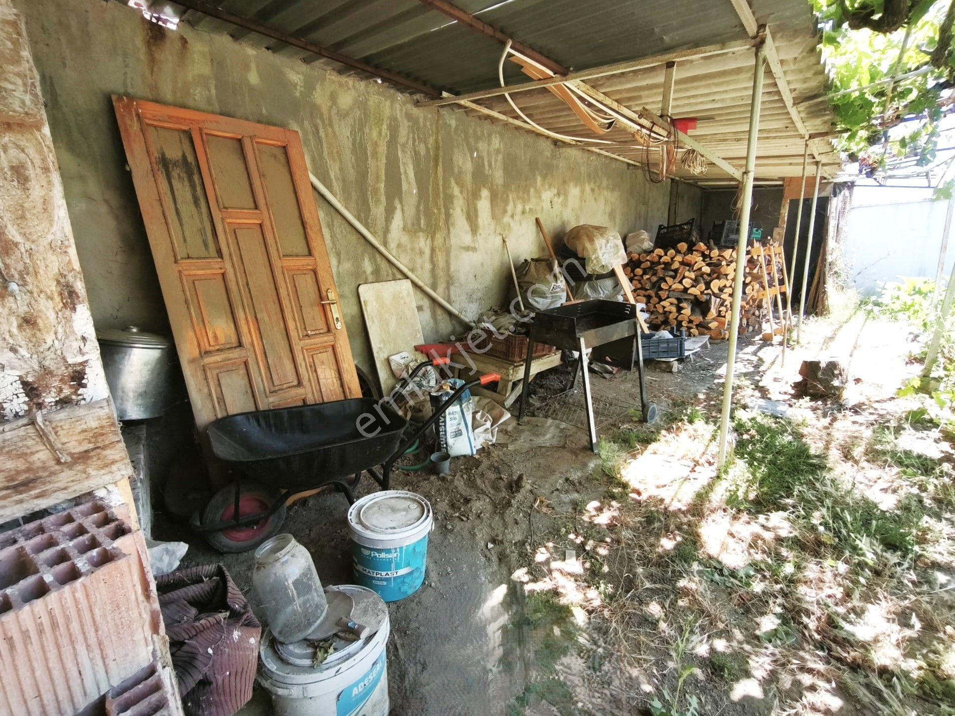 Aygül'den Çoruk'da Çift Daire Fırsatı Ön Cephe Geniş Bahçeli Ayrı Mutfaklı 4+2 Satılık Köy Evi - Görsel 29