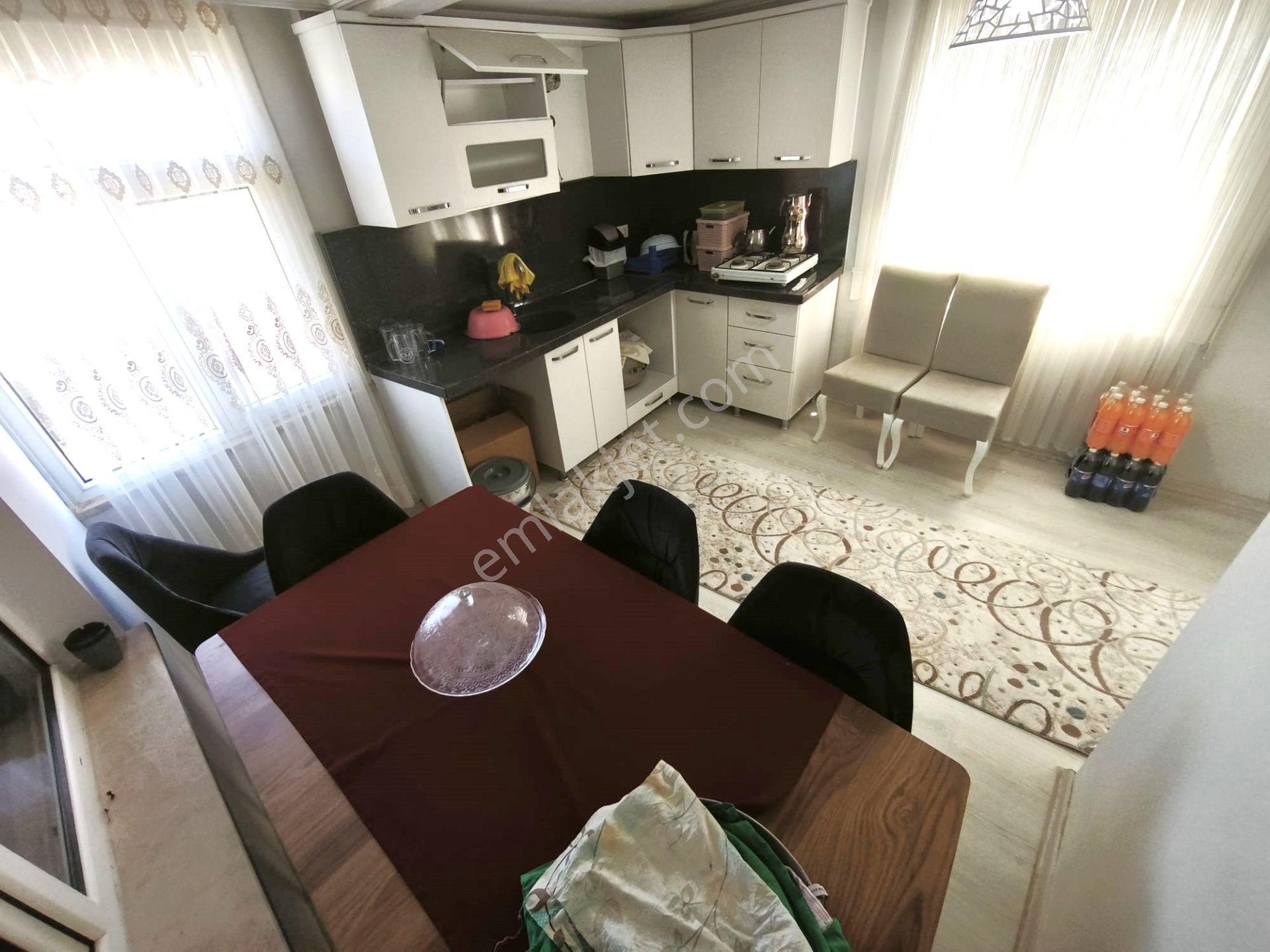 Aygül'den Çoruk'da Çift Daire Fırsatı Ön Cephe Geniş Bahçeli Ayrı Mutfaklı 4+2 Satılık Köy Evi - Görsel 7