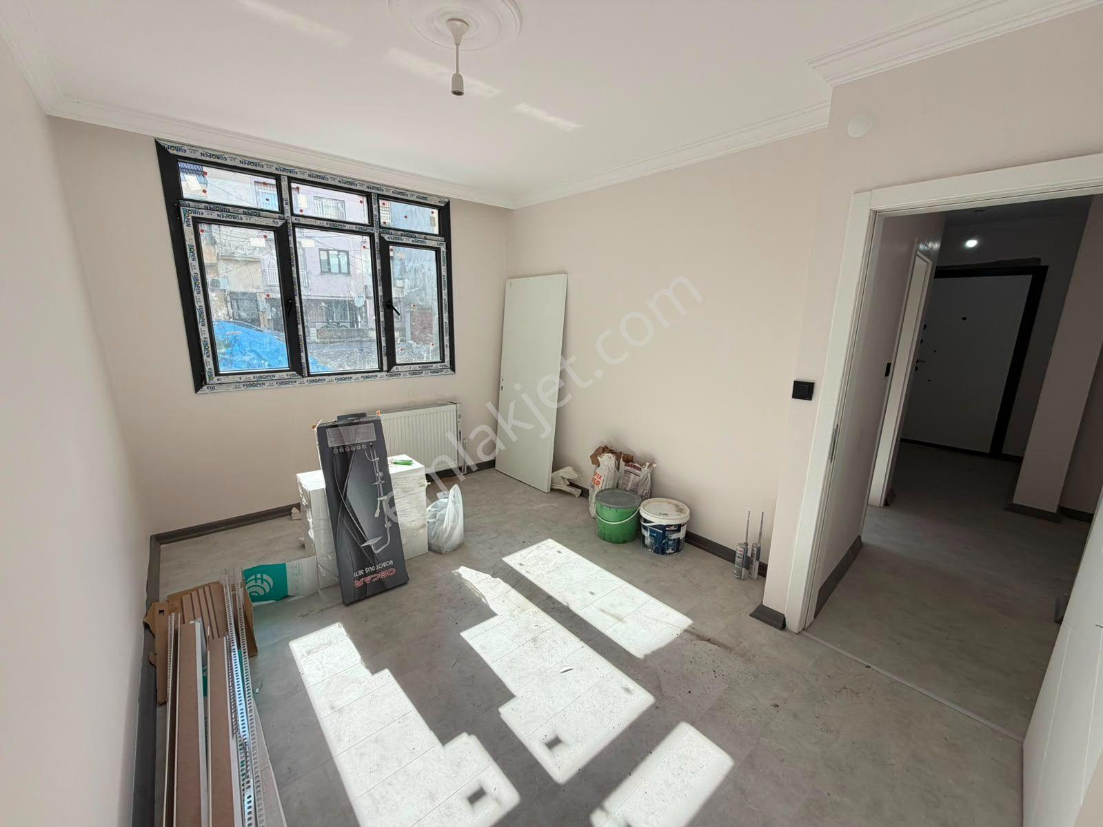 Buca Yenigün Mahallesi Satılık 2+1 Kapalı Mutfak Daireler - Görsel 12
