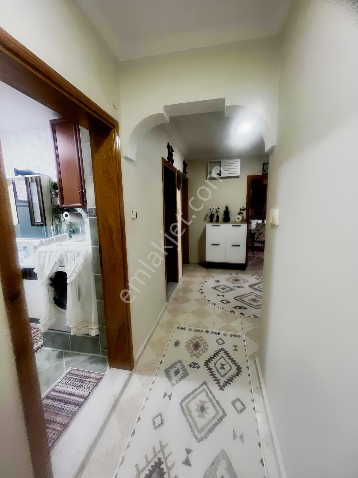 Arakat 3+1 Arsa Payı Yüksek Müstakil Bina - Görsel 5