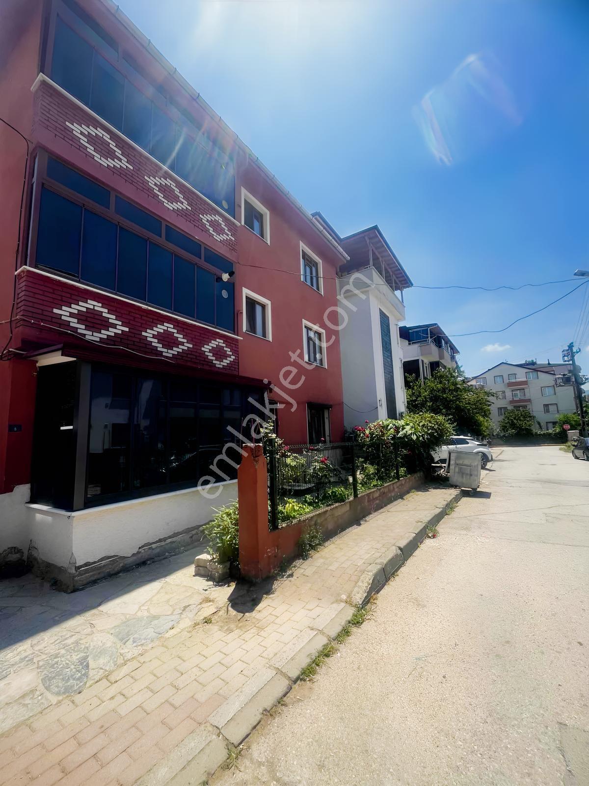 Arakat 3+1 Arsa Payı Yüksek Müstakil Bina - Görsel 2