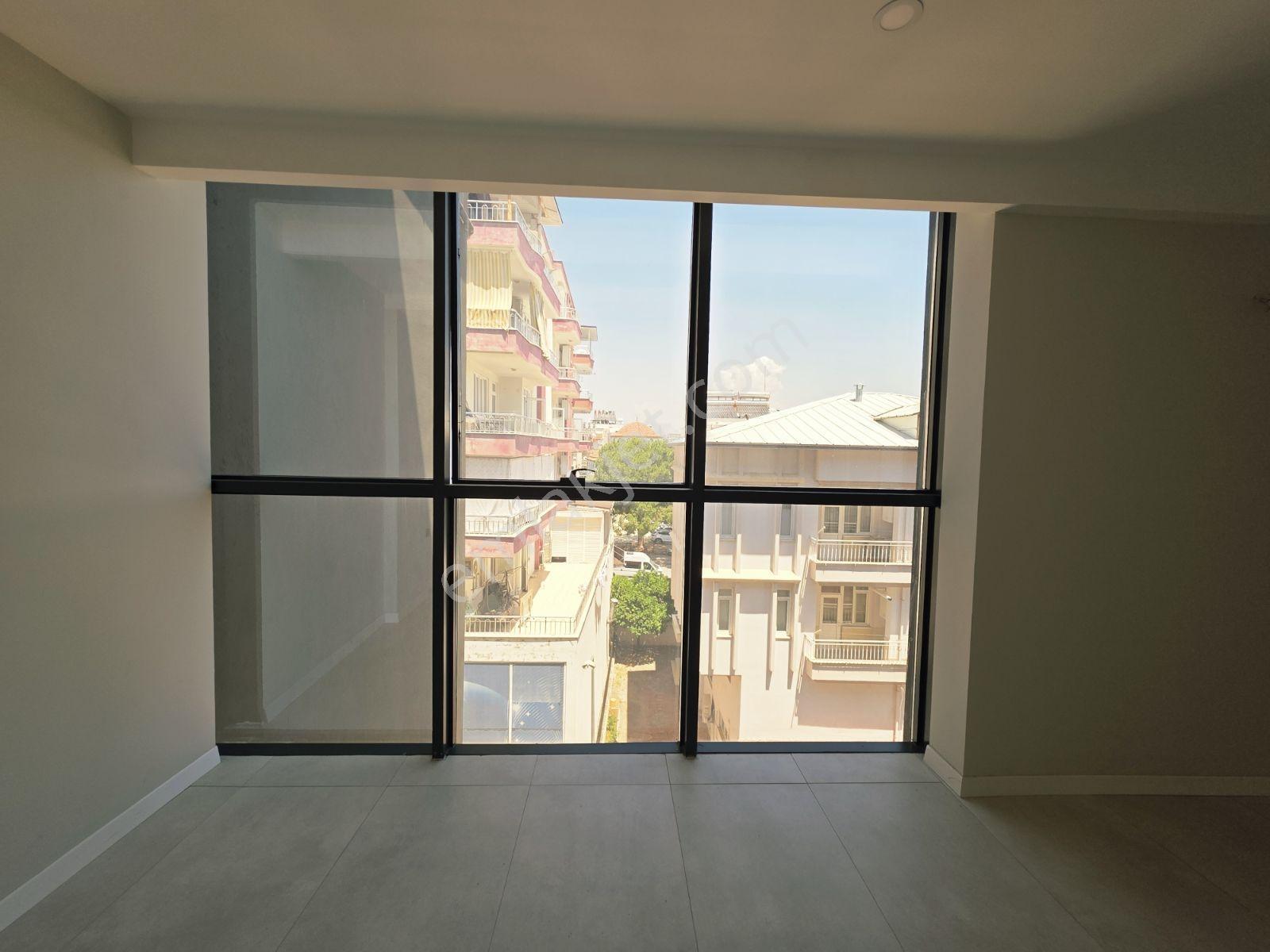 Serik Atatürk Caddesi'nde Plazada Prestijli Kiralık Ofis - Görsel 21