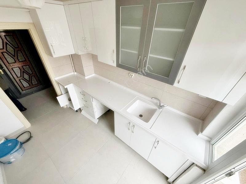 İncirli R.saydam Cd.yakını Katta 3+1 Yapılı Kiralık Daire.. - Görsel 11