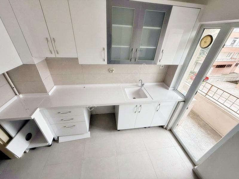 İncirli R.saydam Cd.yakını Katta 3+1 Yapılı Kiralık Daire.. - Görsel 19