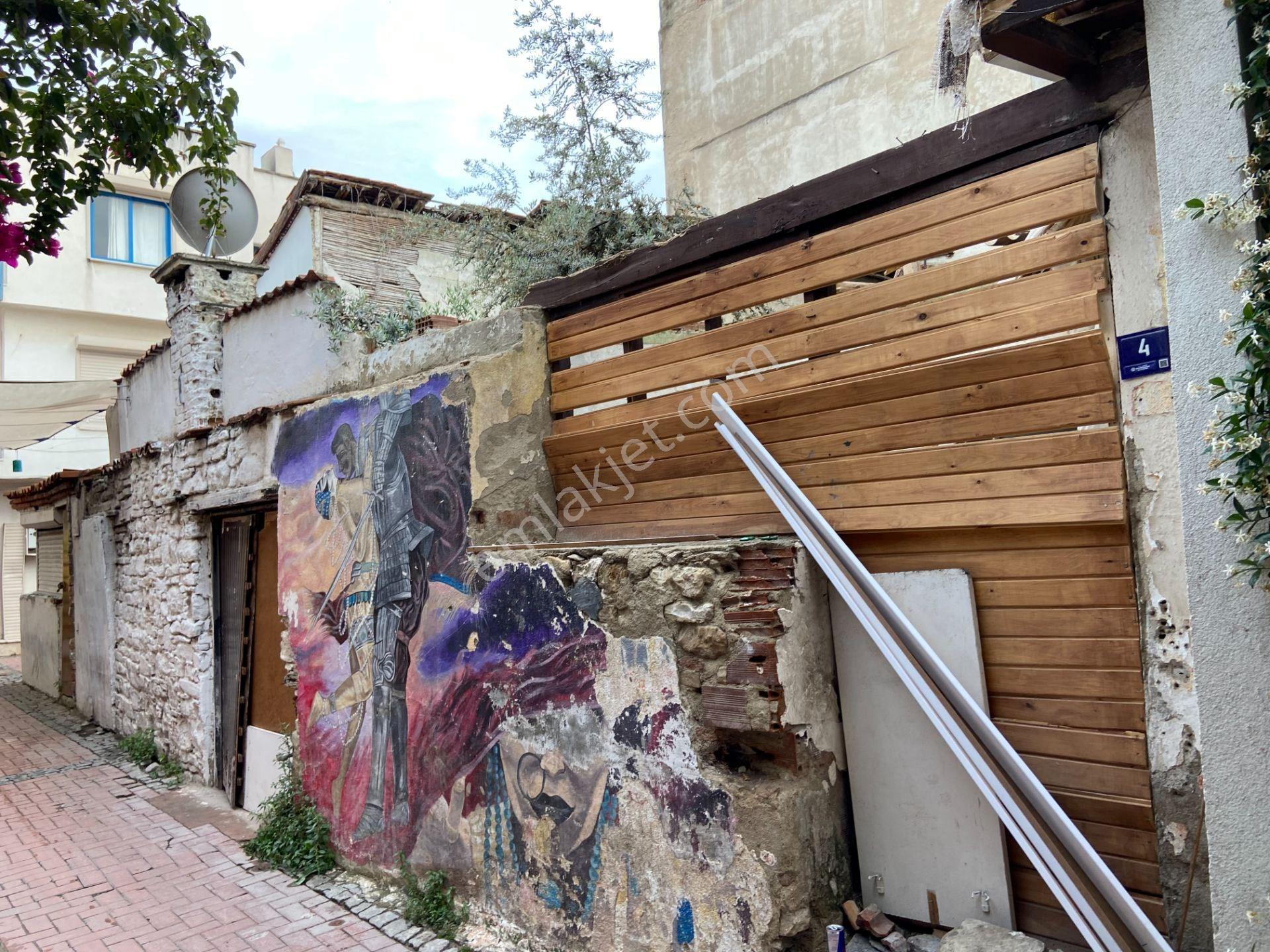 Satılık Kuşadası Kaleiçinde Dükkan Arsası - Görsel 4
