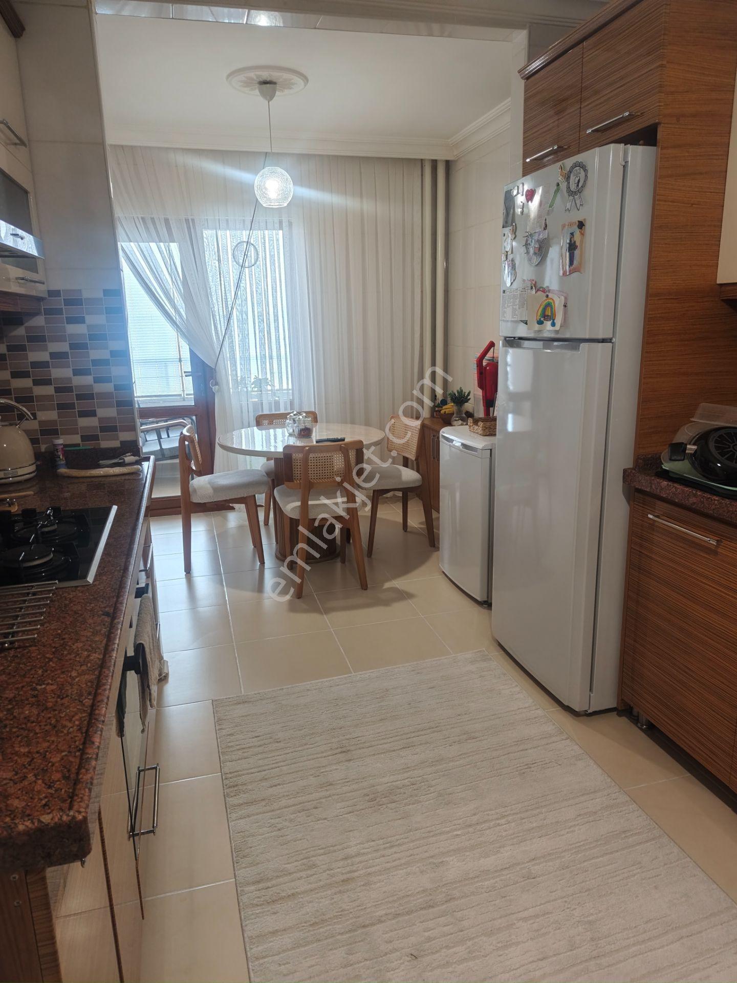 Sahibinden Cadde Üzeri Sitede 3+1 Daire - Görsel 16