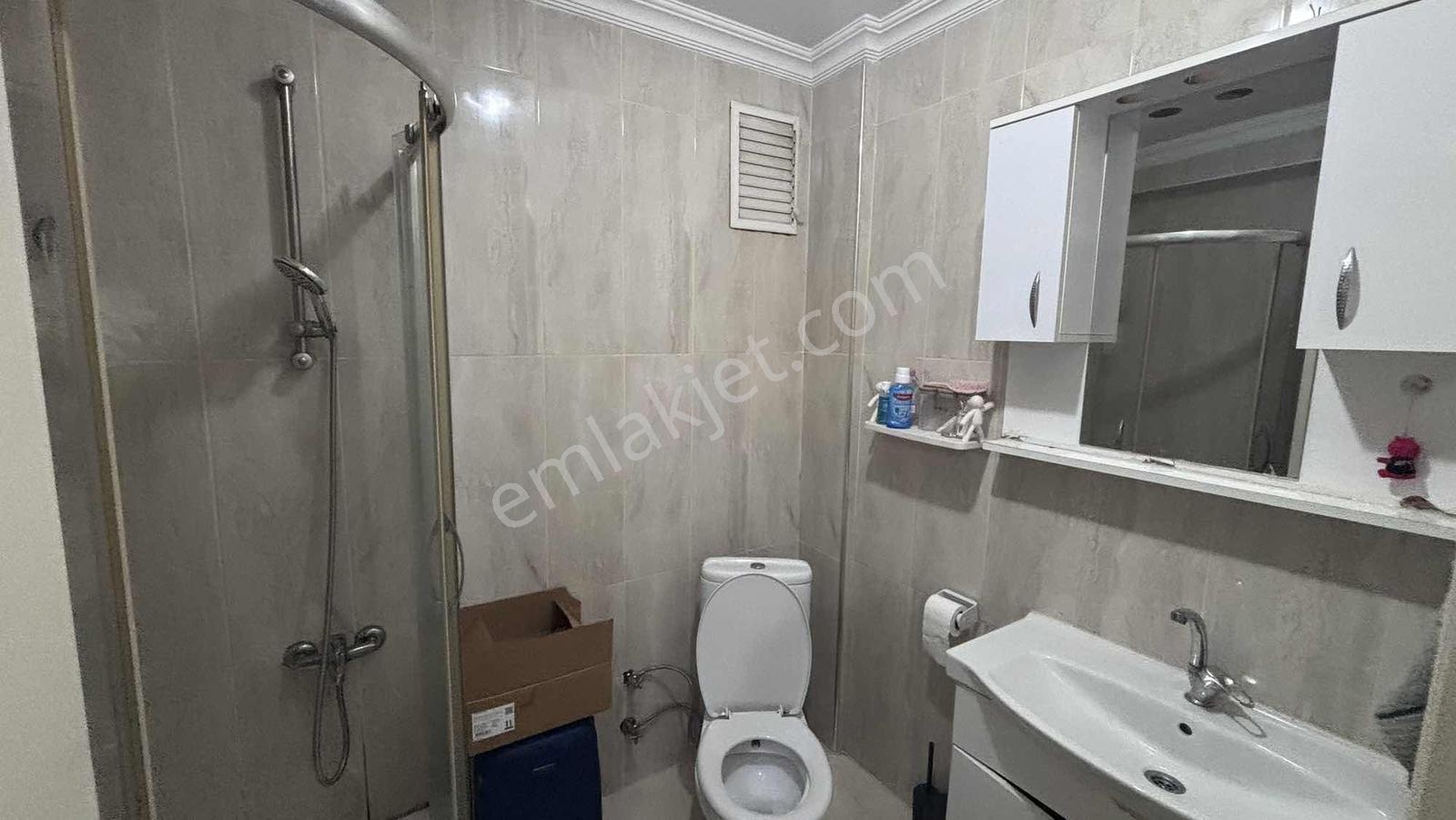 Kağıthane Şirintepe'de Caddenin Dibinde Kiralık Daire - Görsel 24