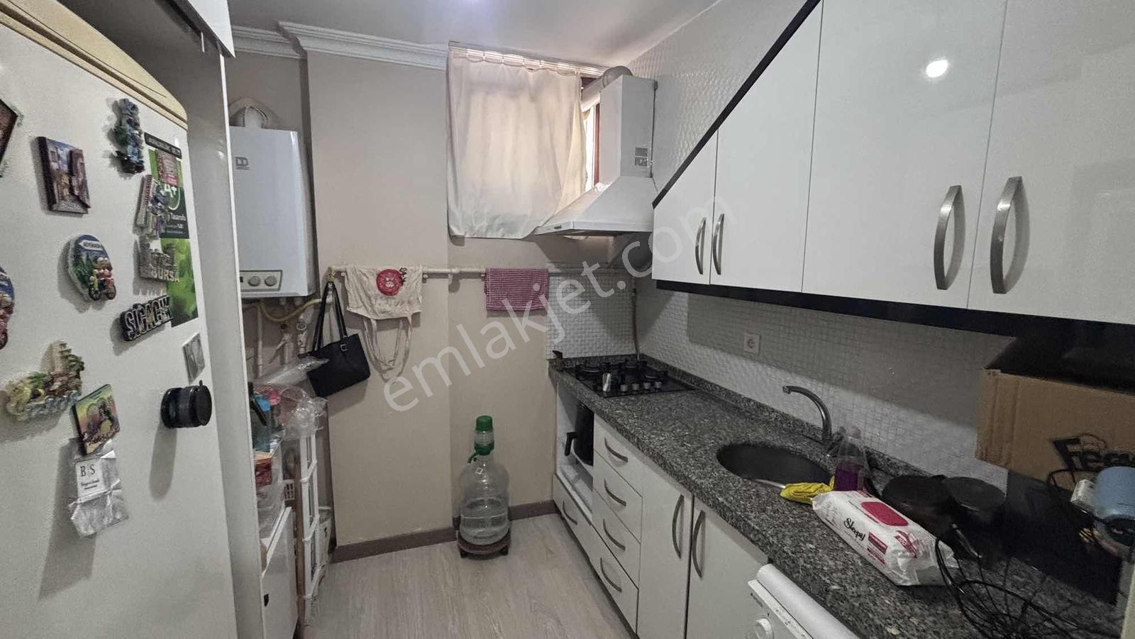 Kağıthane Şirintepe'de Caddenin Dibinde Kiralık Daire - Görsel 22