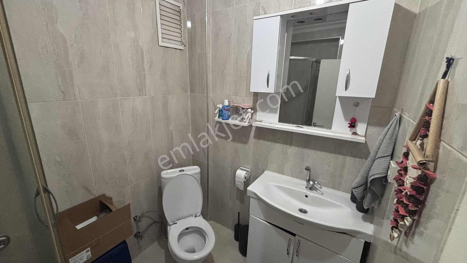 Kağıthane Şirintepe'de Caddenin Dibinde Kiralık Daire - Görsel 12