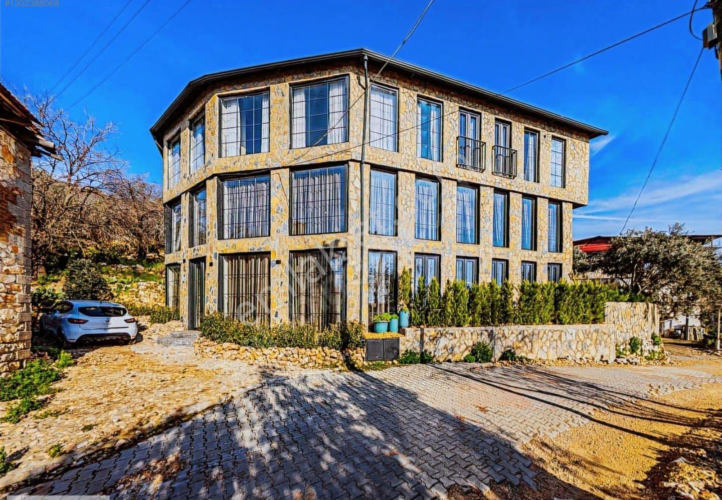 Lüks Müstakil Taş Villa