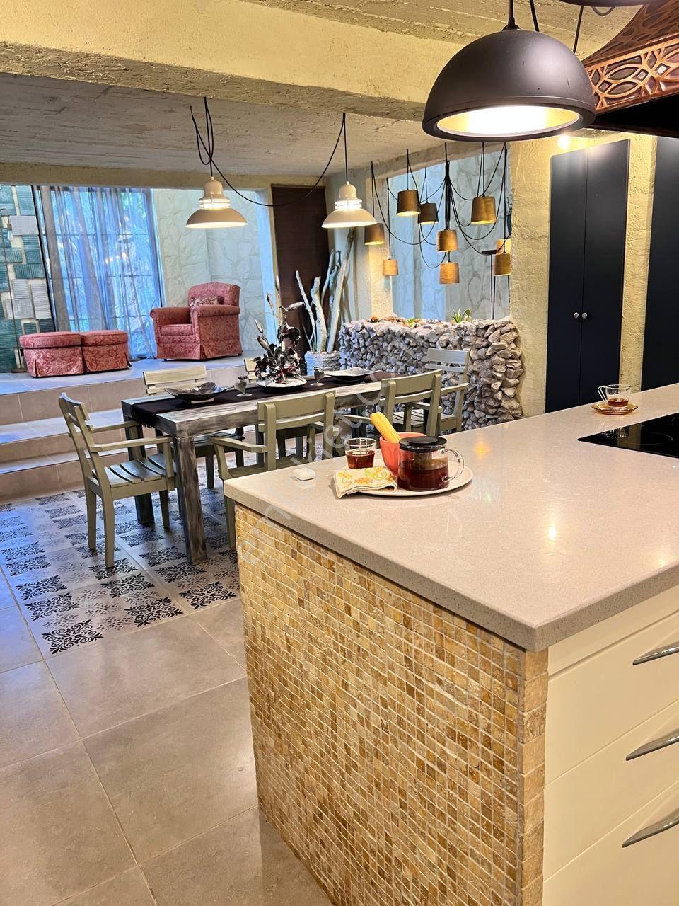Lüks Müstakil Taş Villa - Görsel 11