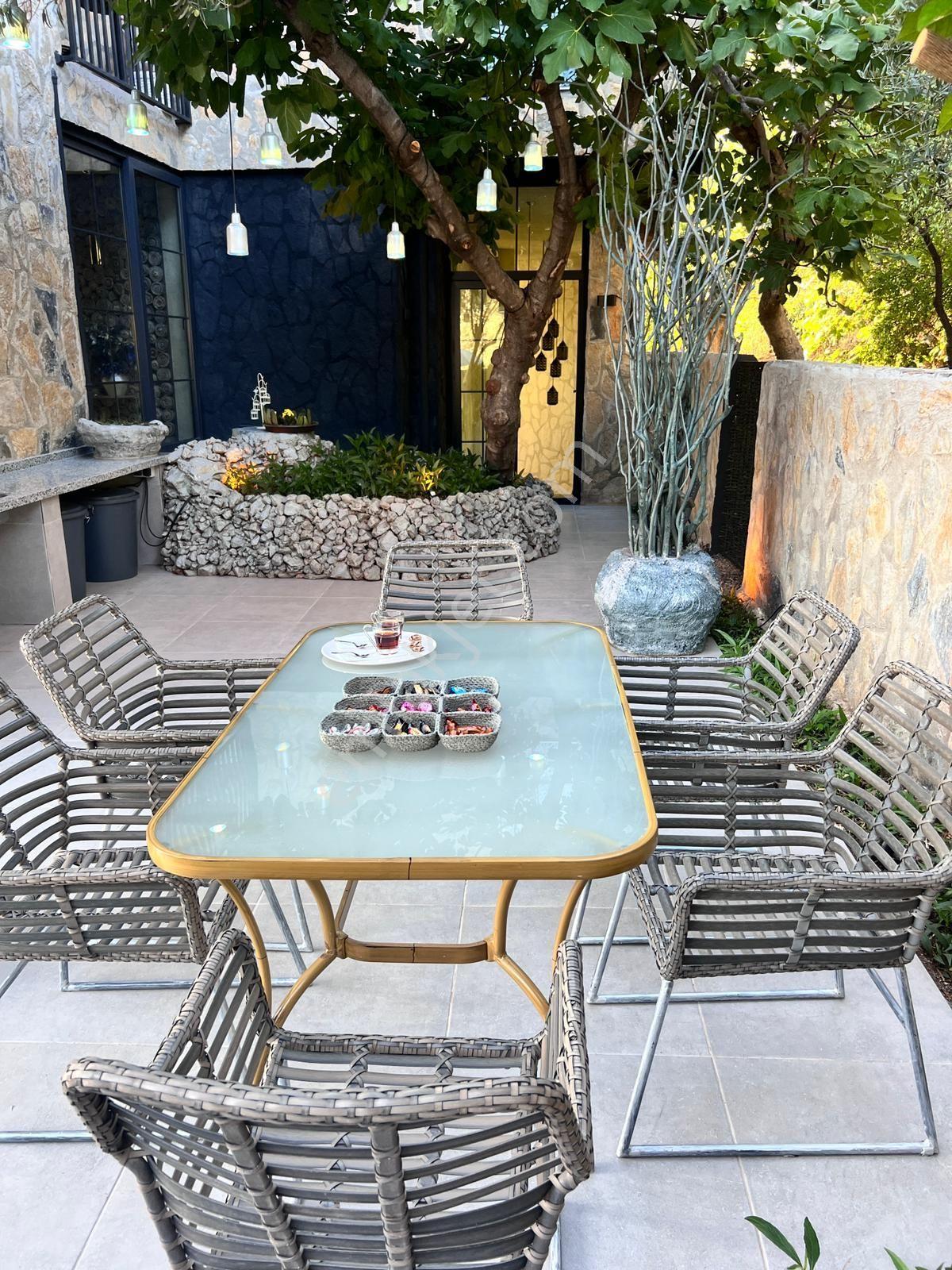 Lüks Müstakil Taş Villa - Görsel 22