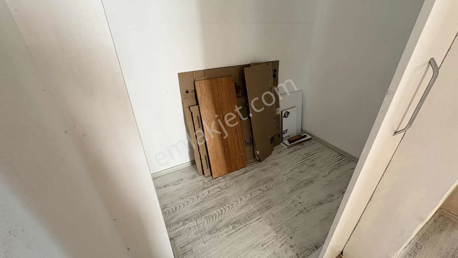 Buket Emlak'tan Kiralık 2+1 Daire Açık Mutfak Doğalgazlı - Görsel 2