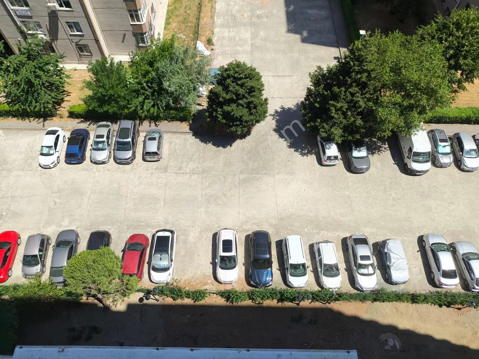 Barış Mah Merkezi Konumda Full Tadilatlı 3+1 Satılık Daire - Görsel 5