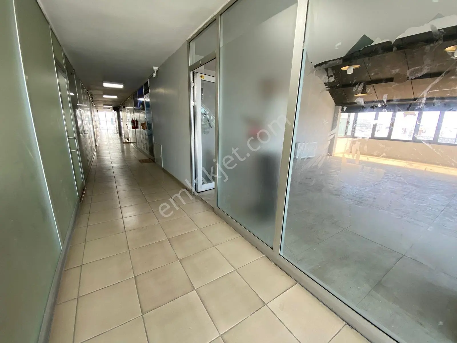 İvedik'te Ak Osb İş Merkezin De Kiralık 80 M2 Ofis - Görsel 4