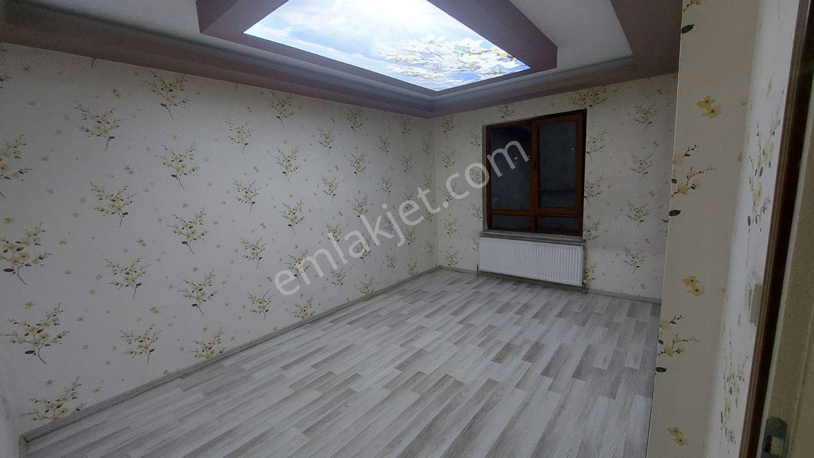 Bağlarbaşında Asansörlü Full Yapılı Orta Kat Daire - Görsel 3