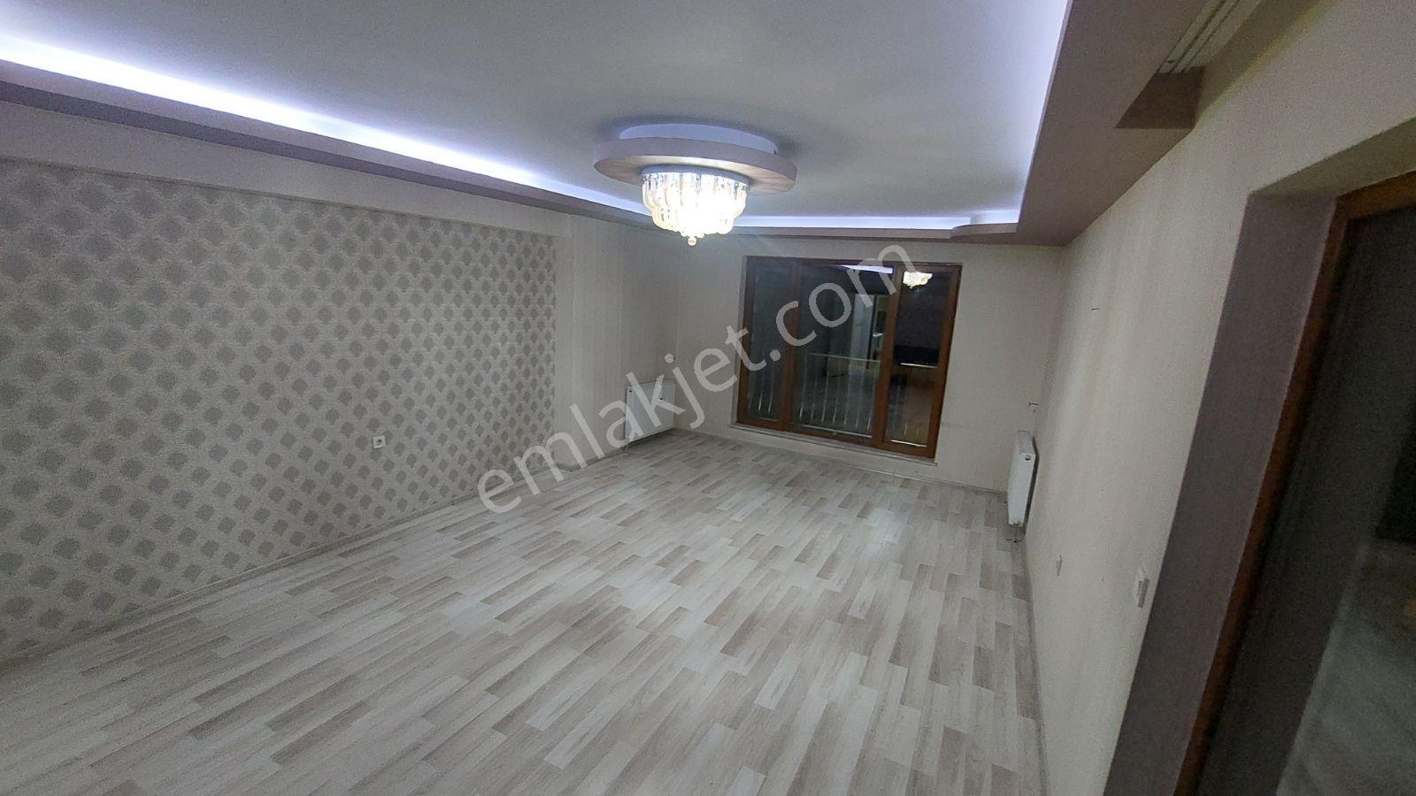 Bağlarbaşında Asansörlü Full Yapılı Orta Kat Daire - Görsel 26