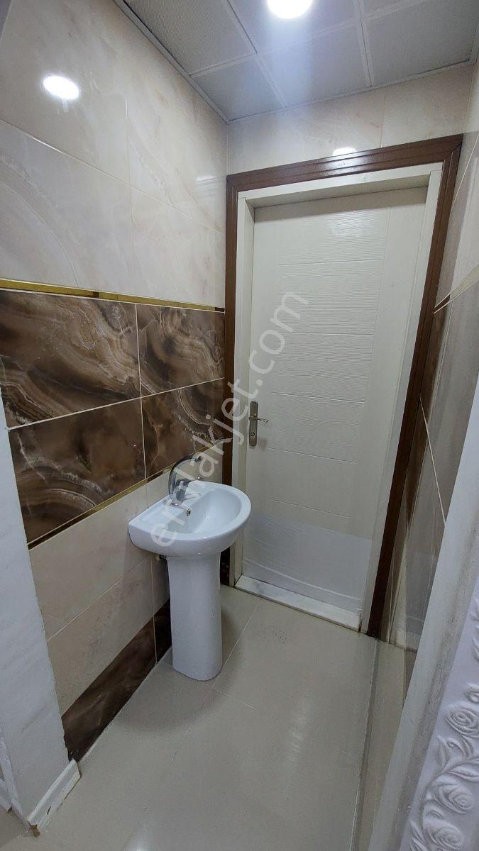 Bağlarbaşında Asansörlü Full Yapılı Orta Kat Daire - Görsel 14
