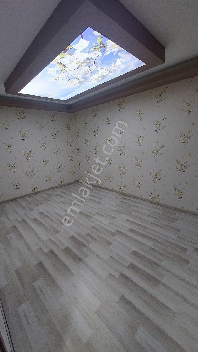 Bağlarbaşında Asansörlü Full Yapılı Orta Kat Daire - Görsel 17