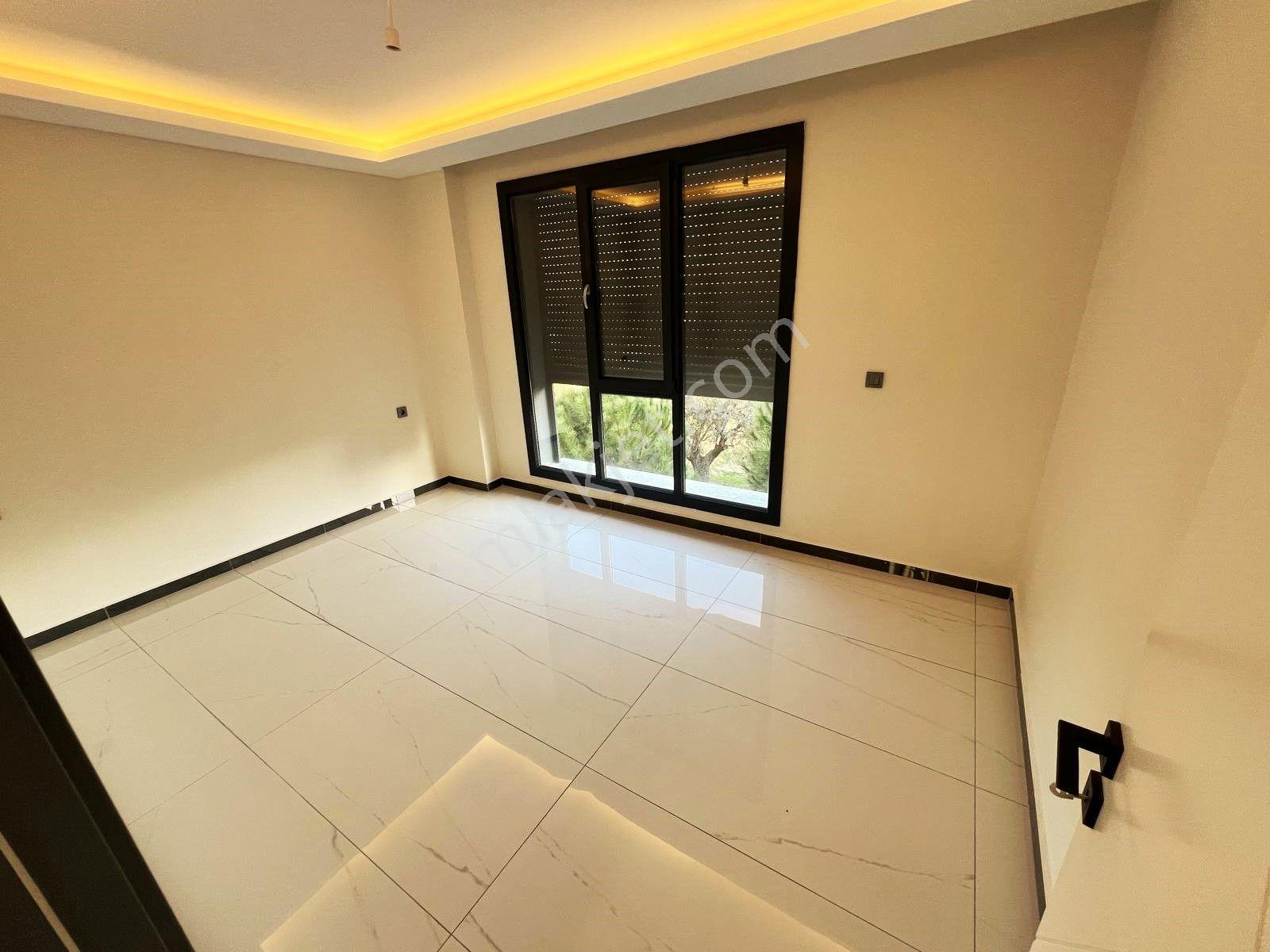 Akçay Aras Emlaktan Gürede 5+1 Müstakil Geniş Villa - Görsel 21