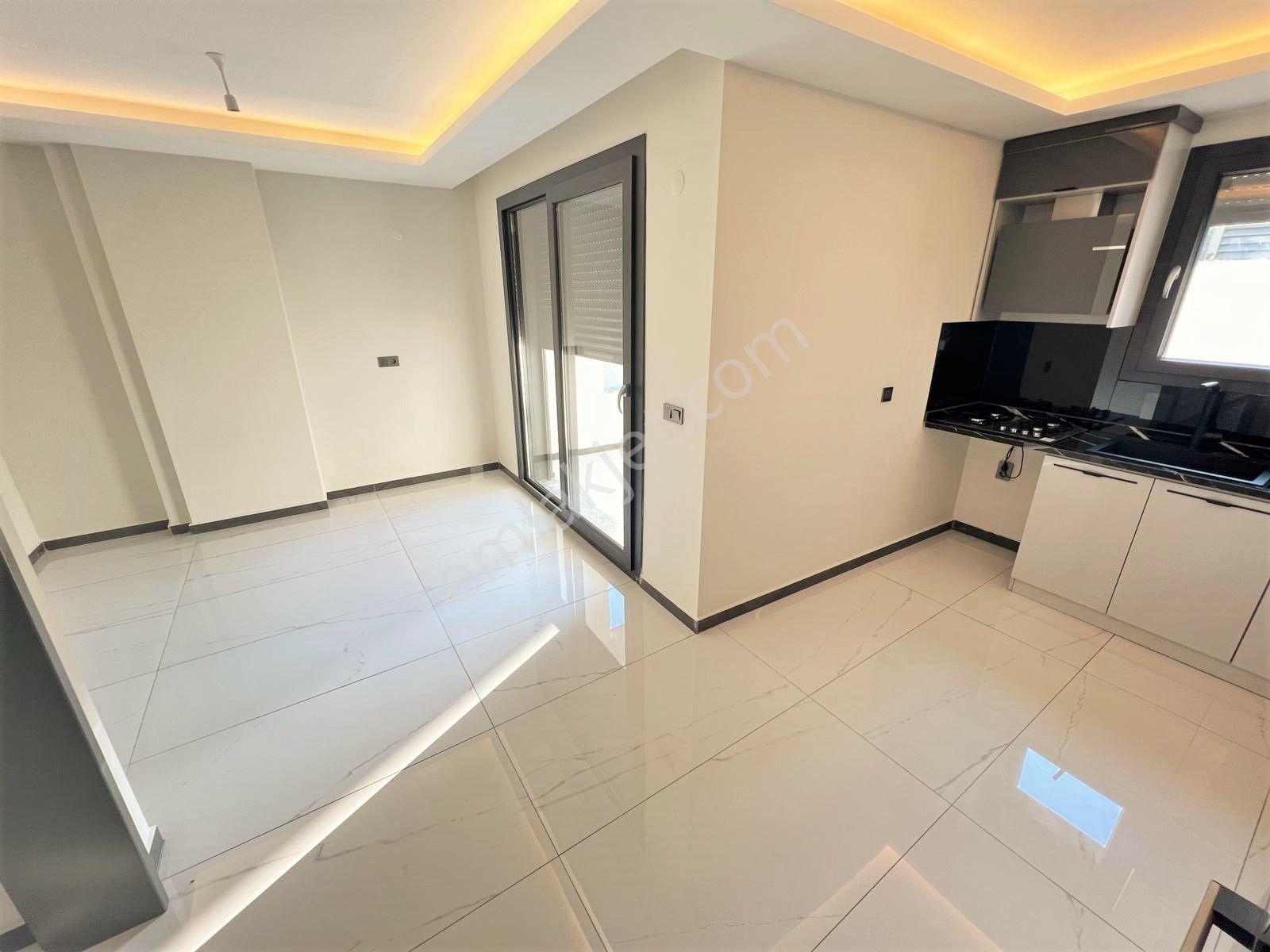 Akçay Aras Emlaktan Gürede 5+1 Müstakil Geniş Villa - Görsel 11