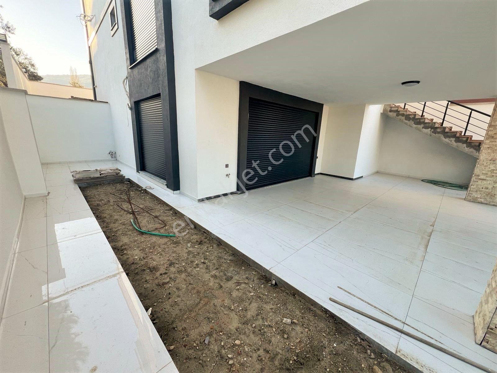 Akçay Aras Emlaktan Gürede 5+1 Müstakil Geniş Villa - Görsel 32