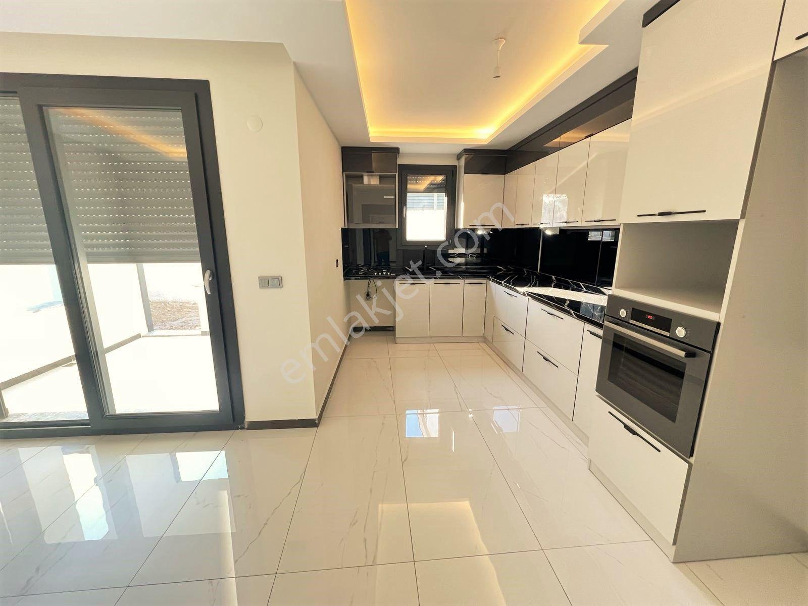 Akçay Aras Emlaktan Gürede 5+1 Müstakil Geniş Villa - Görsel 9