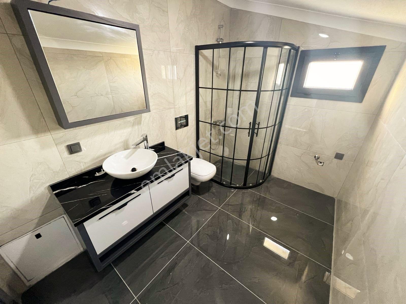 Akçay Aras Emlaktan Gürede 5+1 Müstakil Geniş Villa - Görsel 26