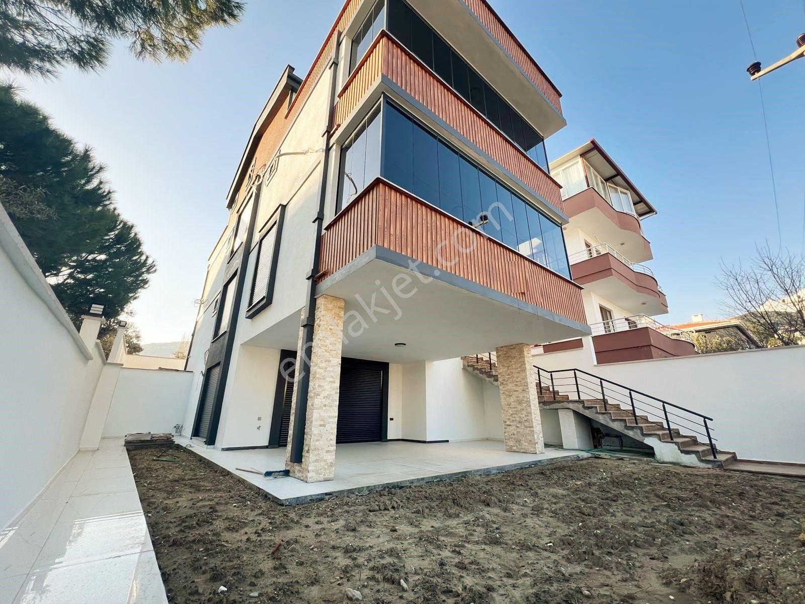 Akçay Aras Emlaktan Gürede 5+1 Müstakil Geniş Villa - Görsel 31