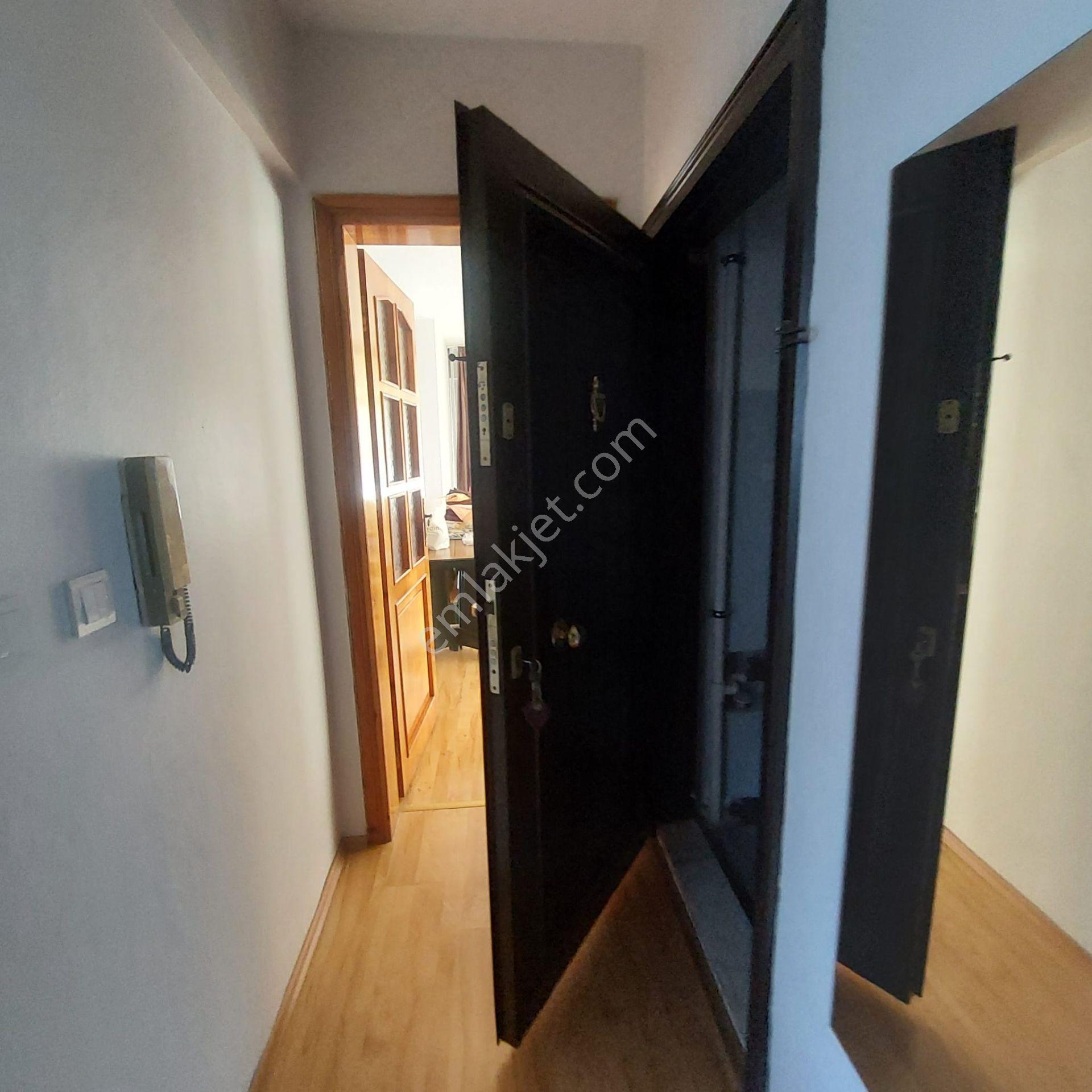 Tarabyaüstünde Doğa Manzaralı Ulaşım Yakın Eşyalı 2+1 Kiralık Daire - Görsel 11