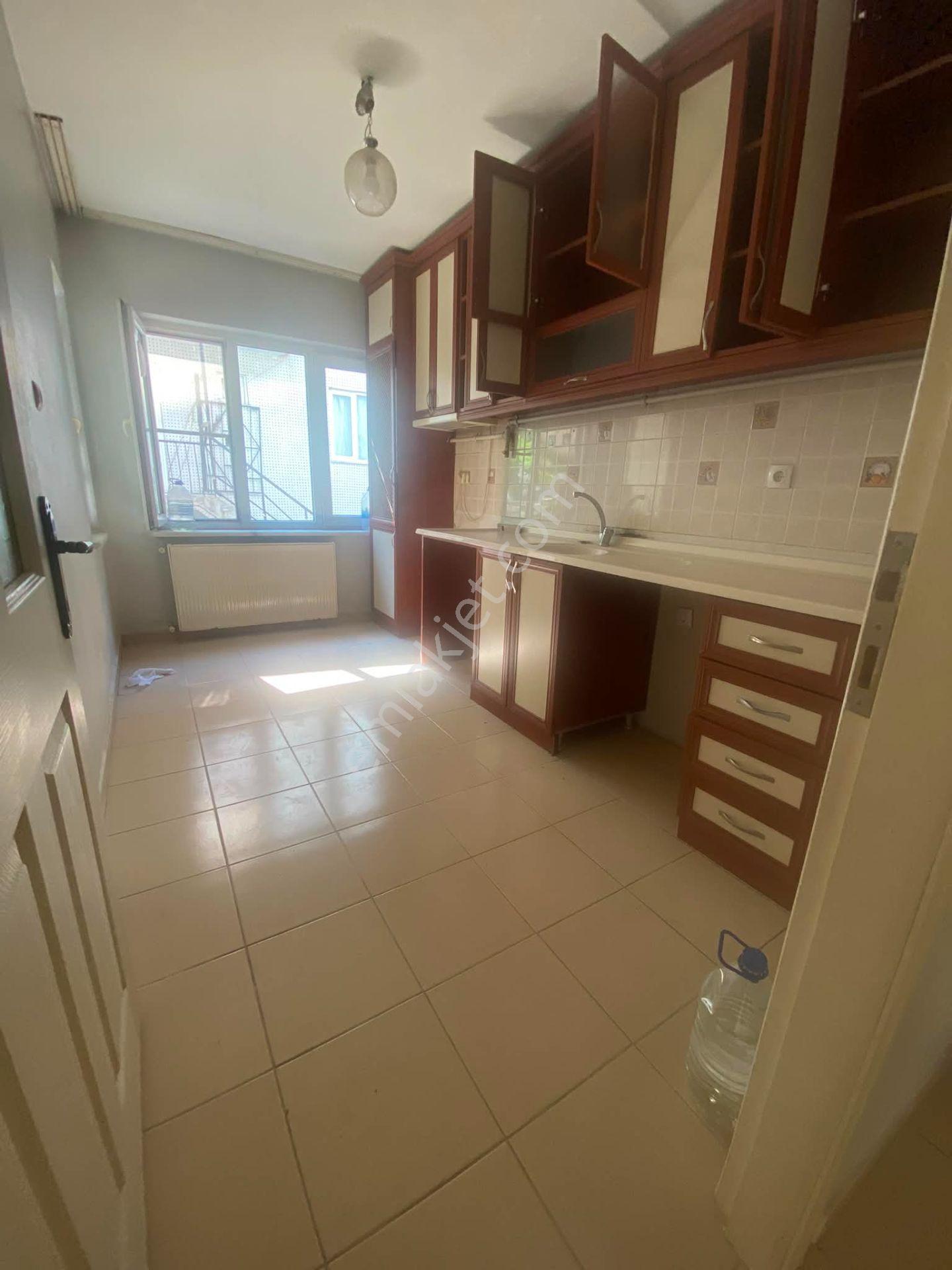 Bursa Davutkadı Ortayolda 3+1 110m2 1.(arakat) Kombili Daire - Görsel 5