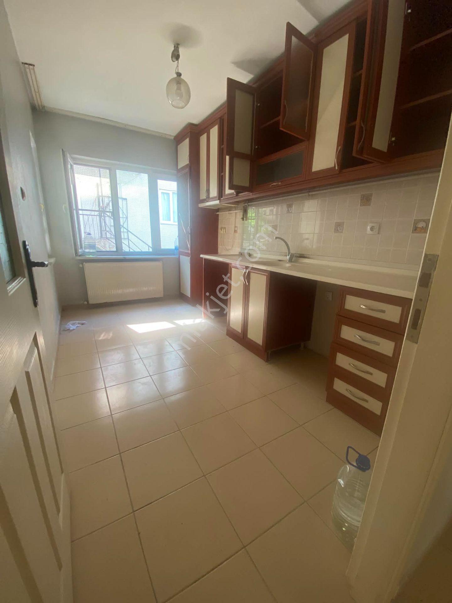 Bursa Davutkadı Ortayolda 3+1 110m2 1.(arakat) Kombili Daire - Görsel 4
