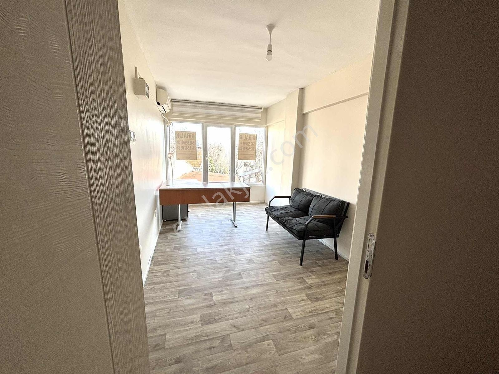 B.köy/cevizlikte Full Tadilatlı Ön Cephe 1+1 26 M2 Ofis Kiralık - Görsel 12