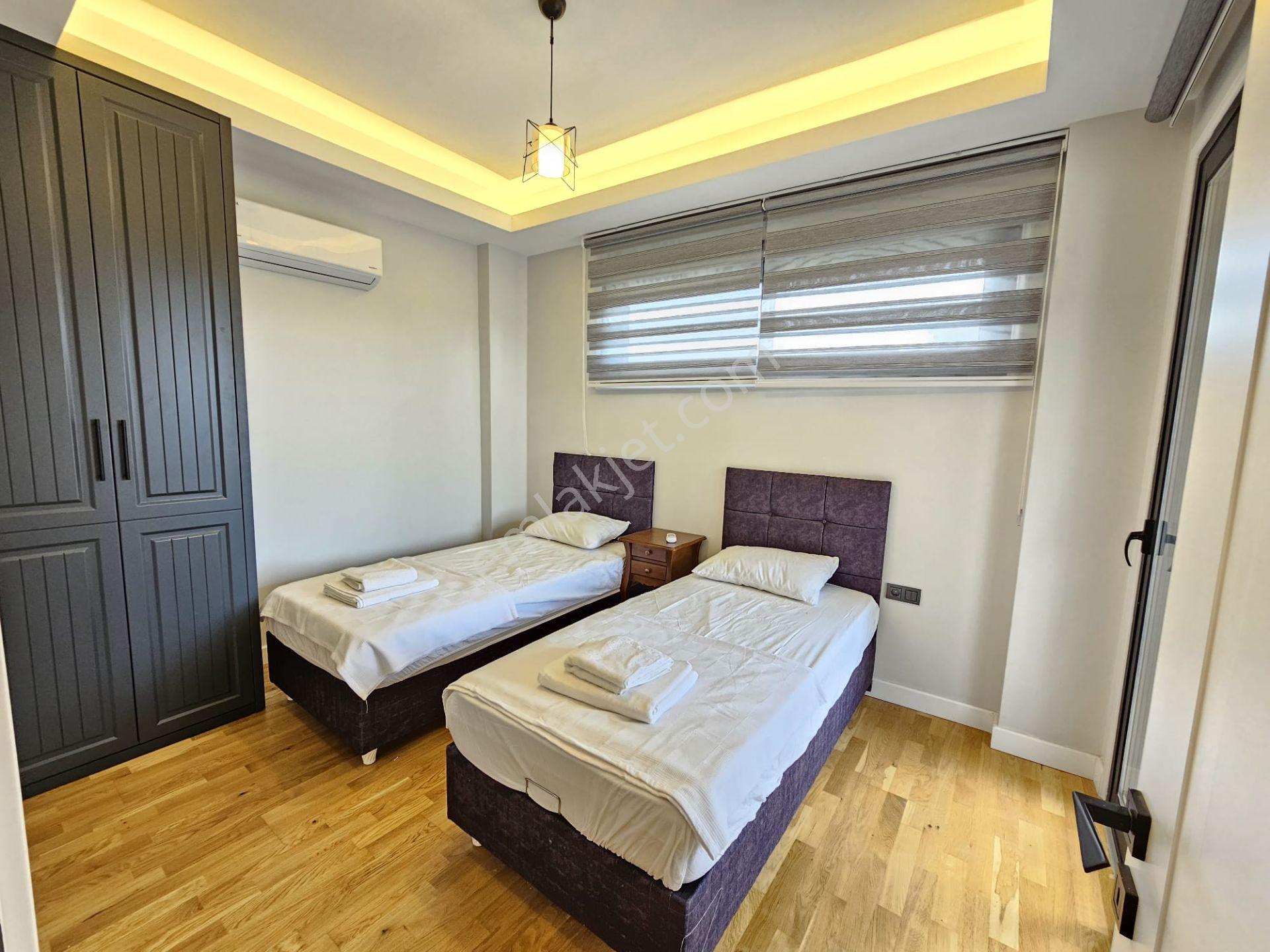 Denize 50 Metre Mesafe'de Güvenlikli Havuzlu 4+1 Villa ! - Görsel 21