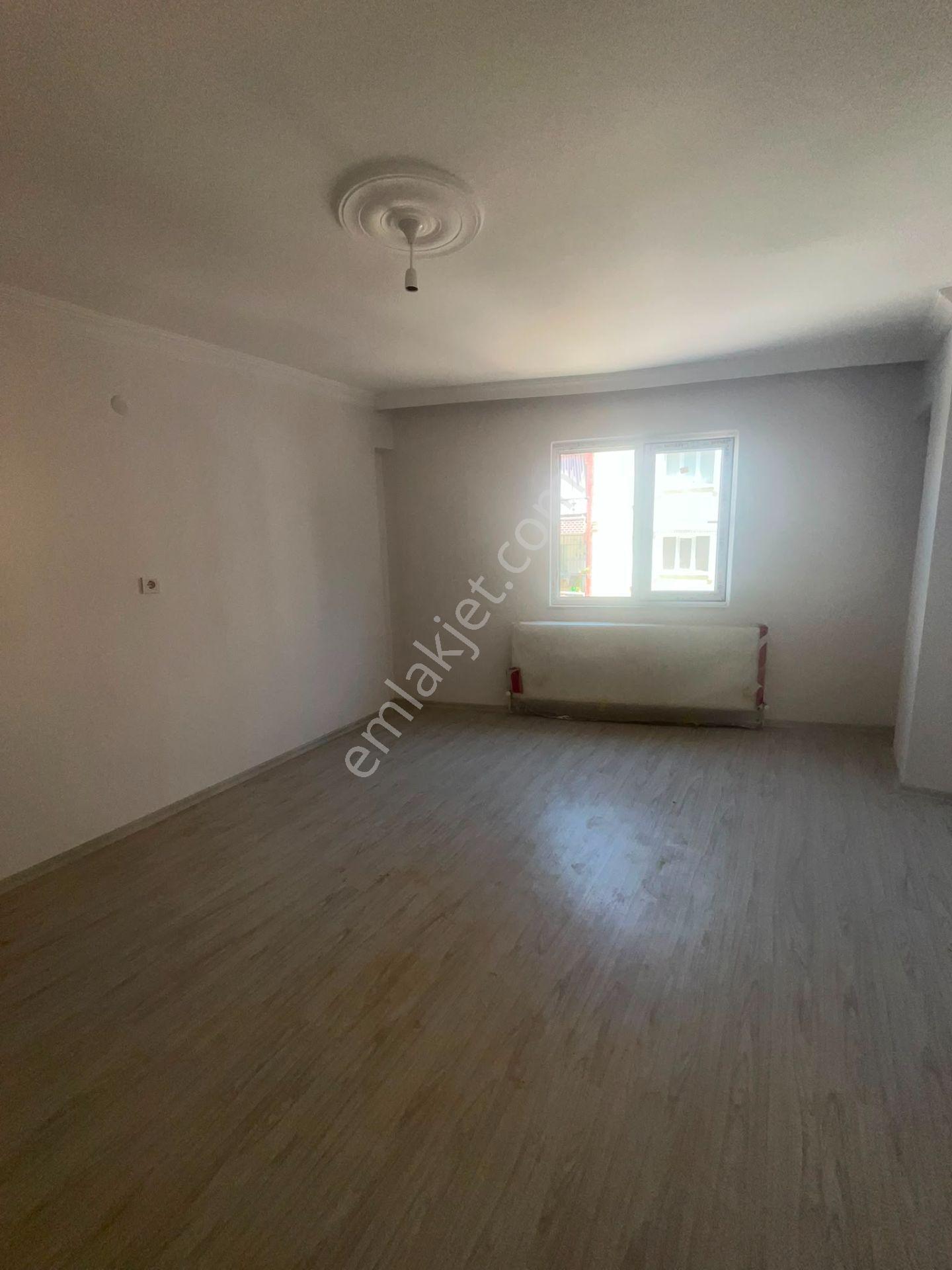 Alaybey Mahallesi Satılık Daire 2+1 90m2 M2 5 Katlının 2 Katı Full Özelikli Banyolu - Görsel 3
