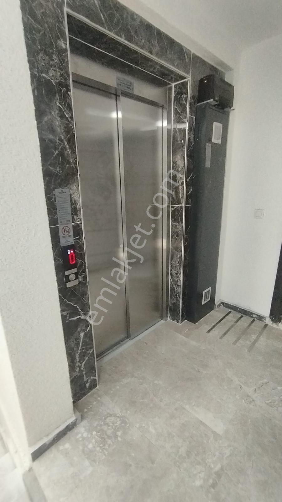 Darıca Sırasöğütler Mahallesi'nde Satılık Sıfır 3+1 Daire - Görsel 11