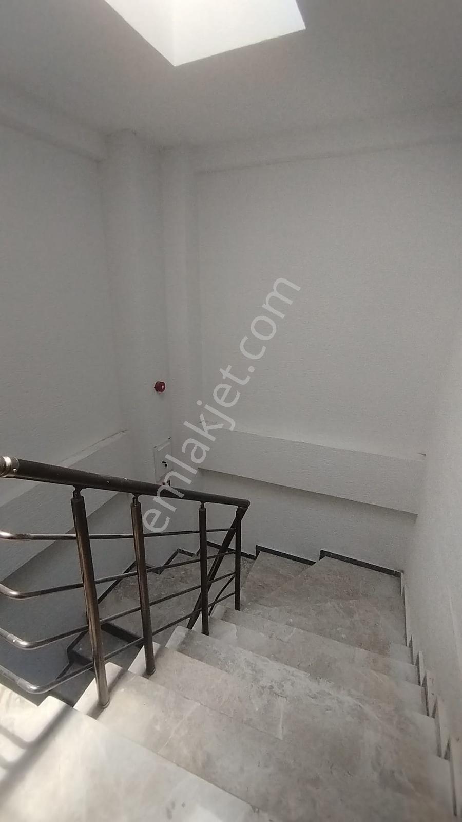 Darıca Sırasöğütler Mahallesi'nde Satılık Sıfır 3+1 Daire - Görsel 14