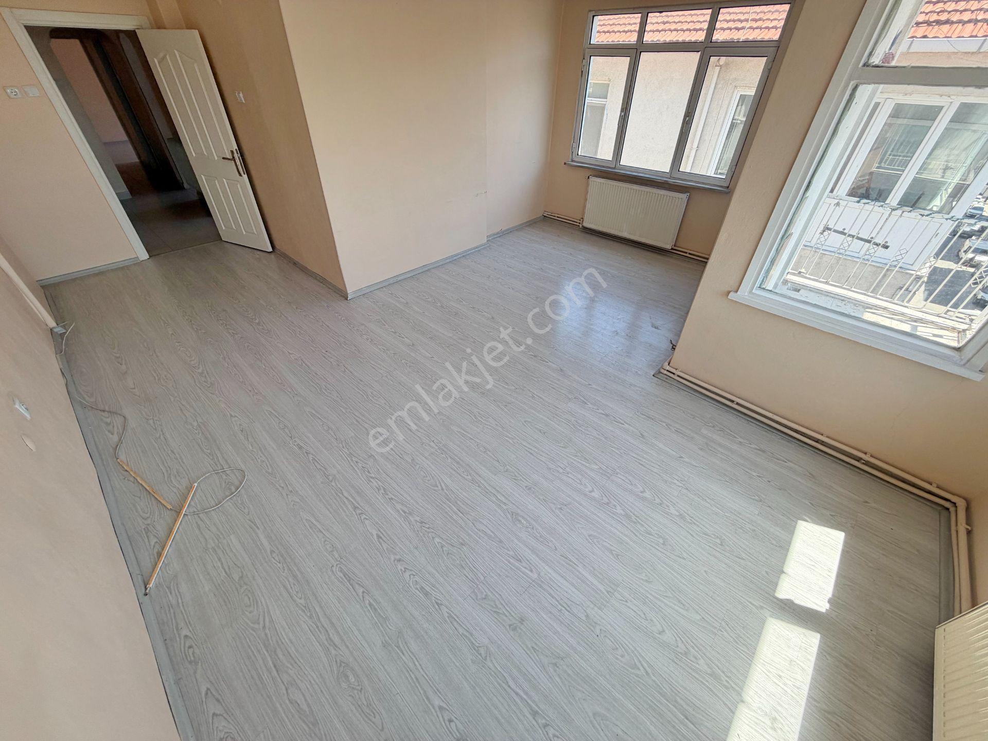 * Meral R5621 Barbaros Cad En Üst Kat Deniz Manzaralı Geniş 2+1 - Görsel 5