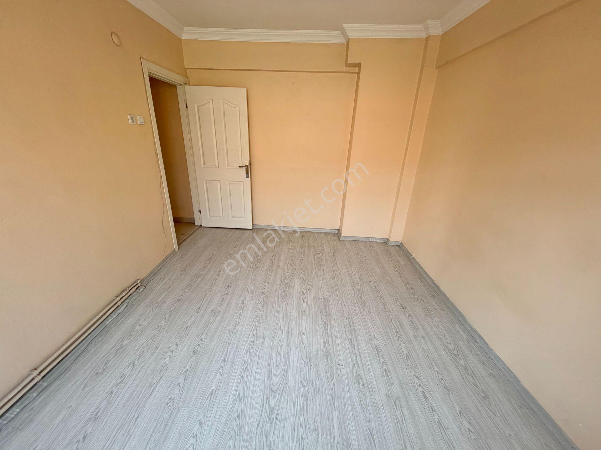 * Meral R5621 Barbaros Cad En Üst Kat Deniz Manzaralı Geniş 2+1 - Görsel 23