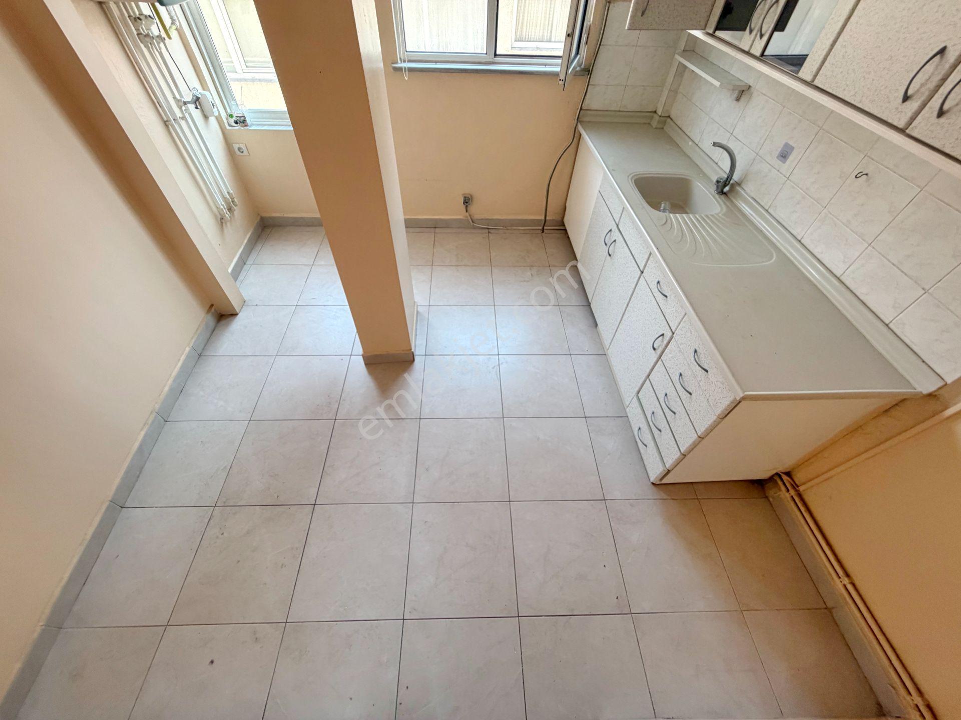 * Meral R5621 Barbaros Cad En Üst Kat Deniz Manzaralı Geniş 2+1 - Görsel 17