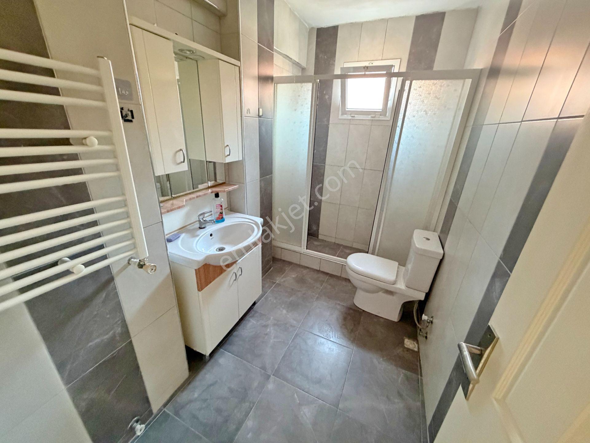 * Meral R5621 Barbaros Cad En Üst Kat Deniz Manzaralı Geniş 2+1 - Görsel 19