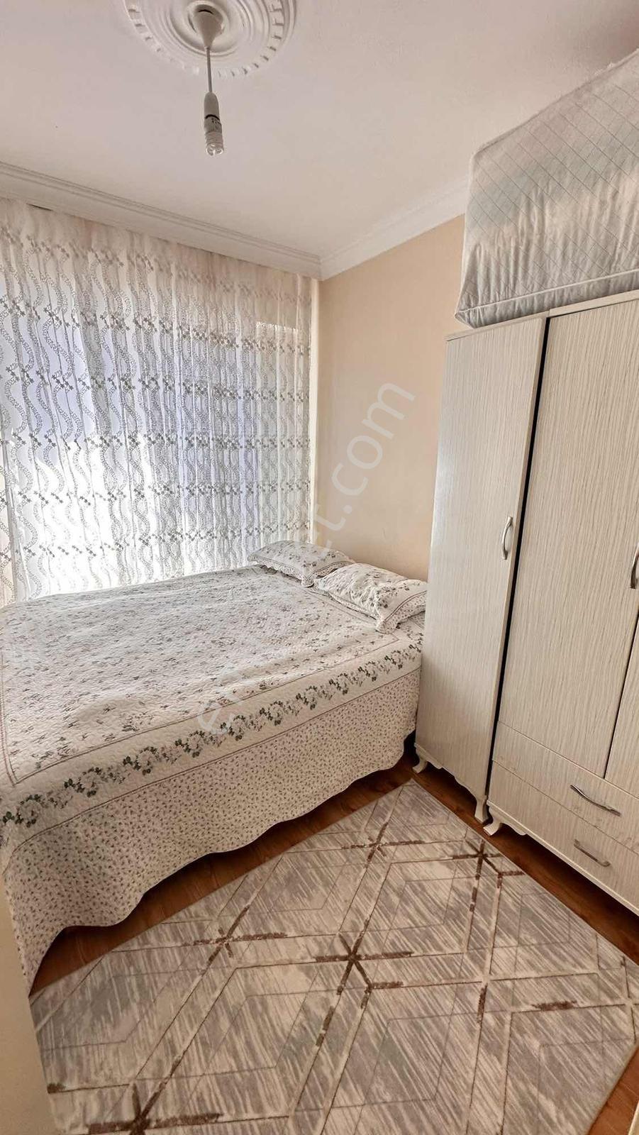 Denize Yakın Ara Kat Kombili Genişm2 Eşyalı 1+1 Acil Satılık - Görsel 6