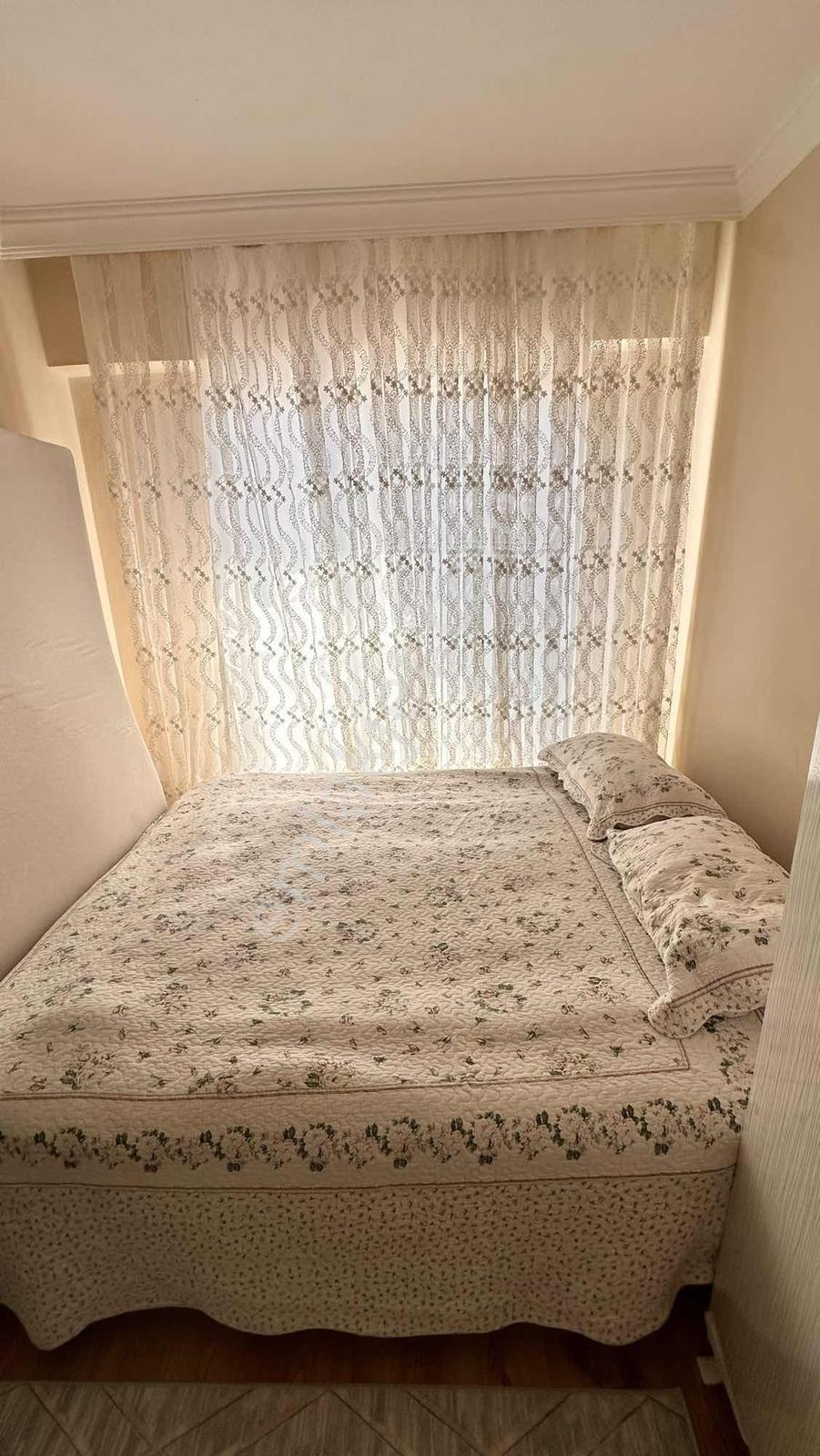 Denize Yakın Ara Kat Kombili Genişm2 Eşyalı 1+1 Acil Satılık - Görsel 16
