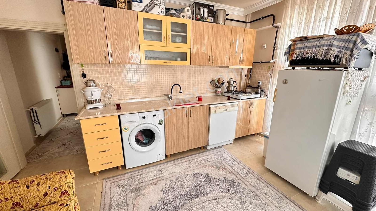 Denize Yakın Ara Kat Kombili Genişm2 Eşyalı 1+1 Acil Satılık - Görsel 33