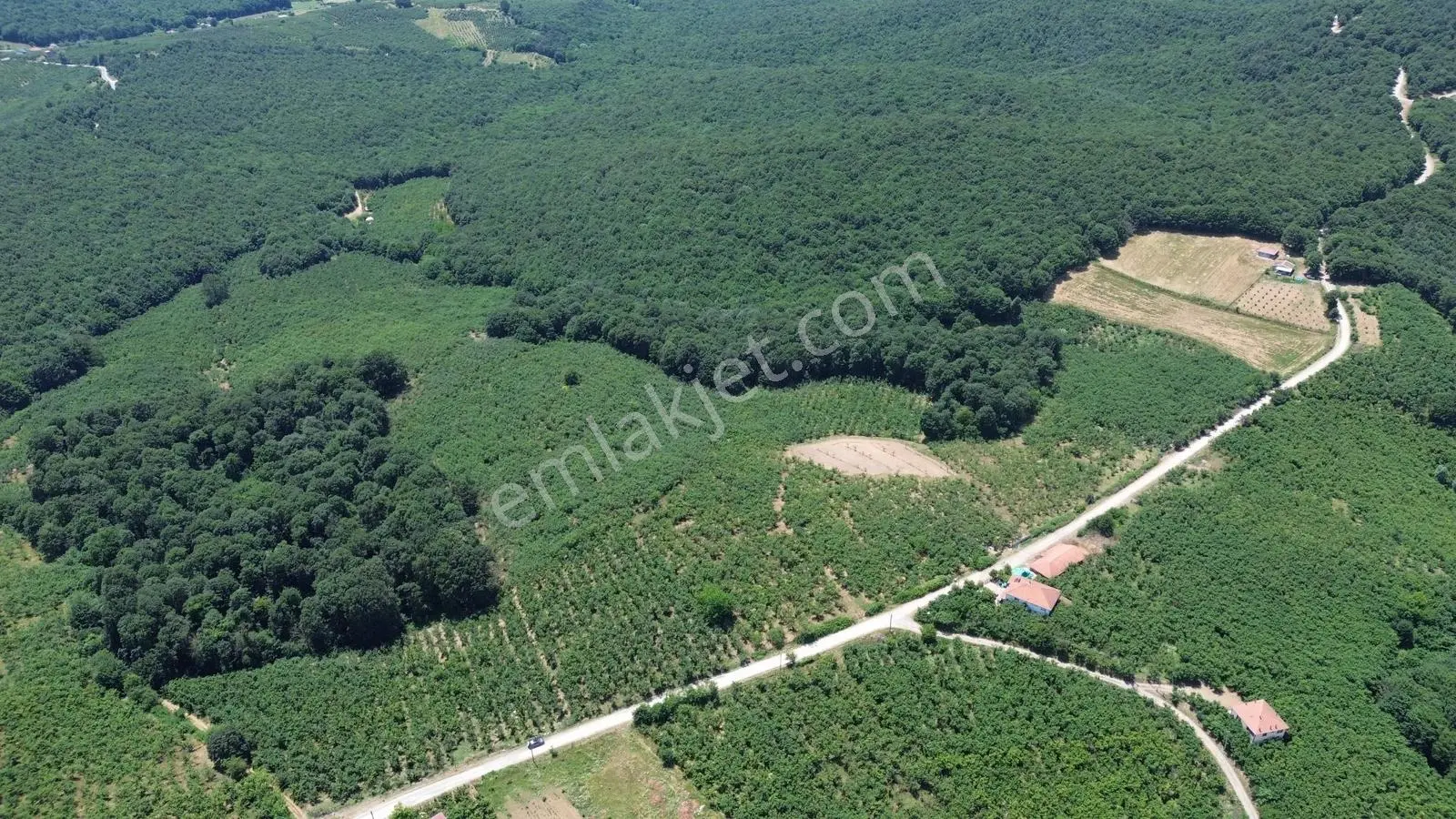 Karateke Köy Merkezinde 16788m2 Satılık Arsa - Görsel 2