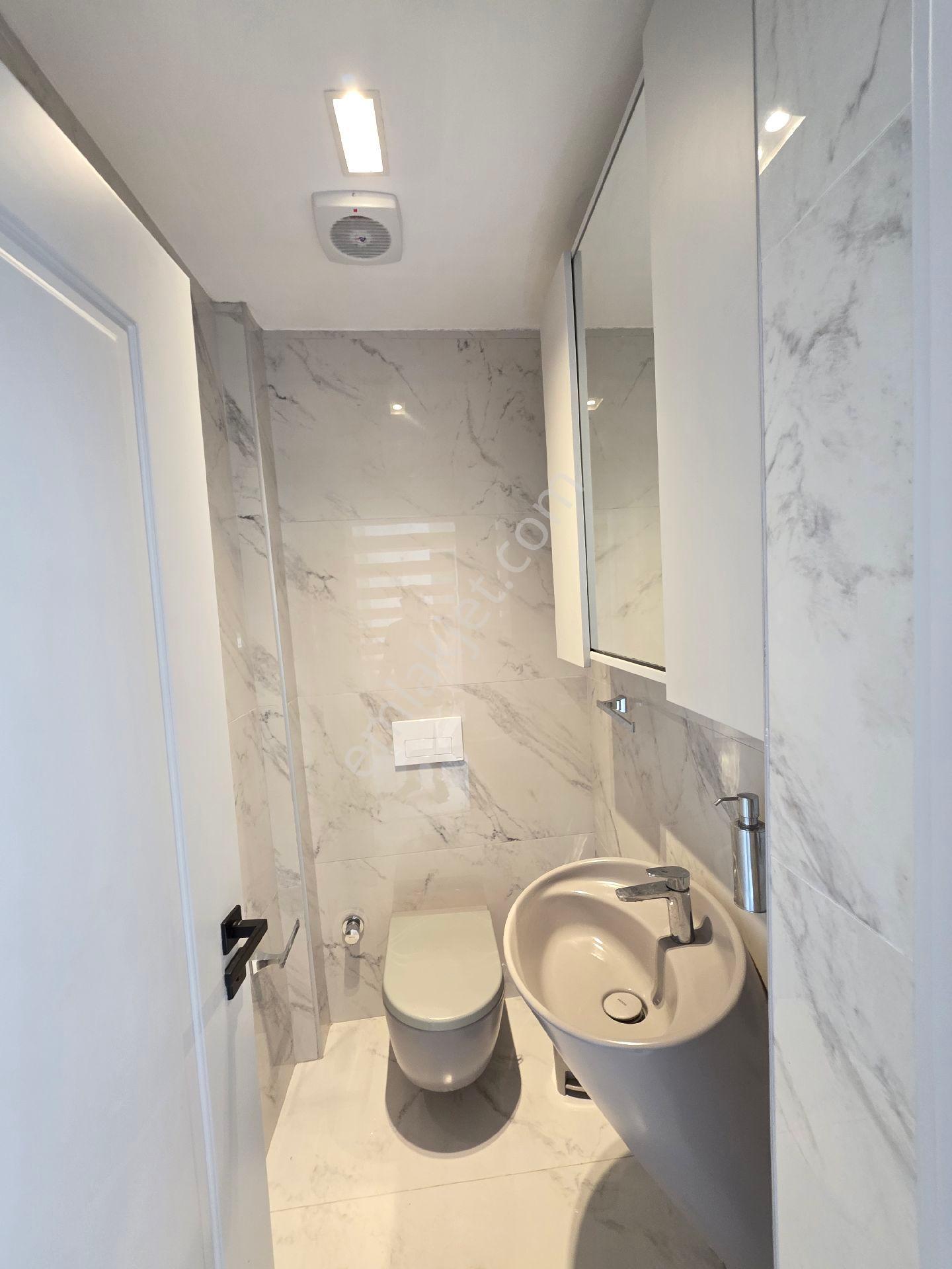 Ortakent Yahşi'de Site İçi 4+1 Havuzlu Deniz Manzaralı Villa ! - Görsel 17